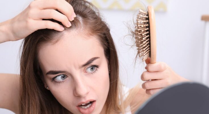 Bodnár Tünde fodrászt kérdeztük a tavaszi hajhullás megelőzéséről